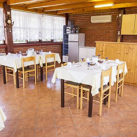 Alojamento de Acomodação e Pequeno-almoço Pansion Maria 3*