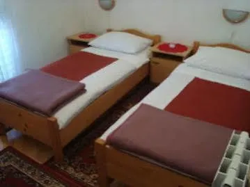 Pansion Maria Bed & Breakfast 3*