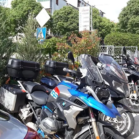 Pansion Maria Alojamento de Acomodação e Pequeno-almoço Zadar