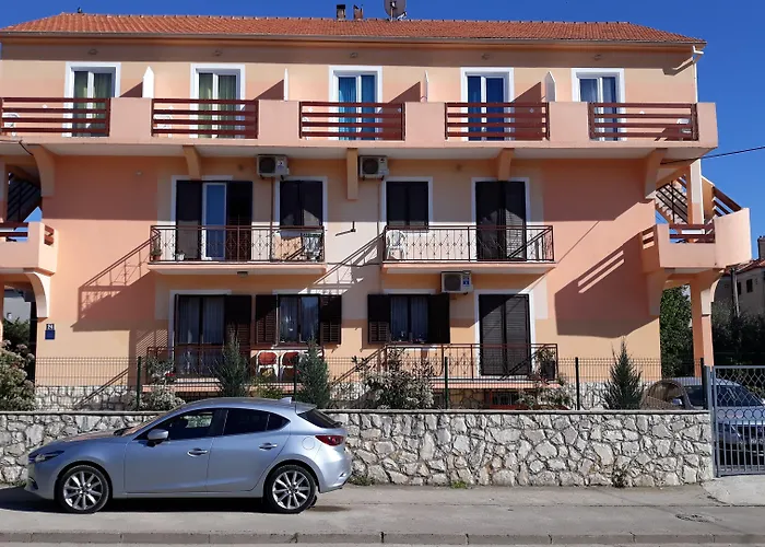 krevet i doručak Pansion Maria 3*