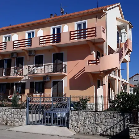 Bed & Breakfast Pansion Maria Zadar