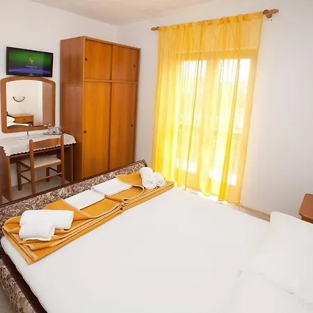 Couette-café Pansion Maria 3*