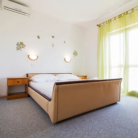 Bed & Breakfast Pansion Maria 3*